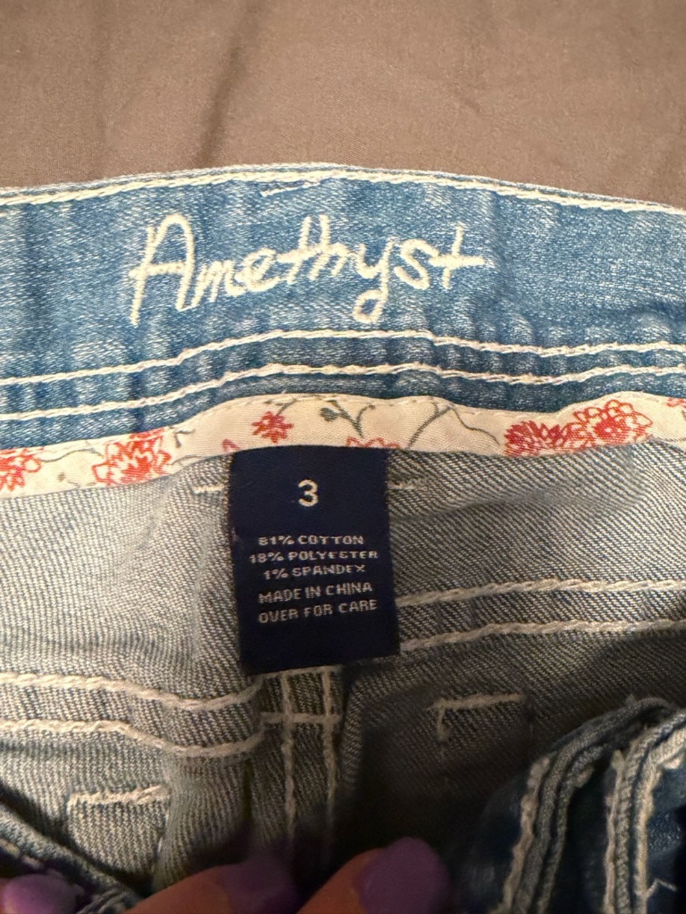 Amethyst Jeans Capris - Picture 7 of 11